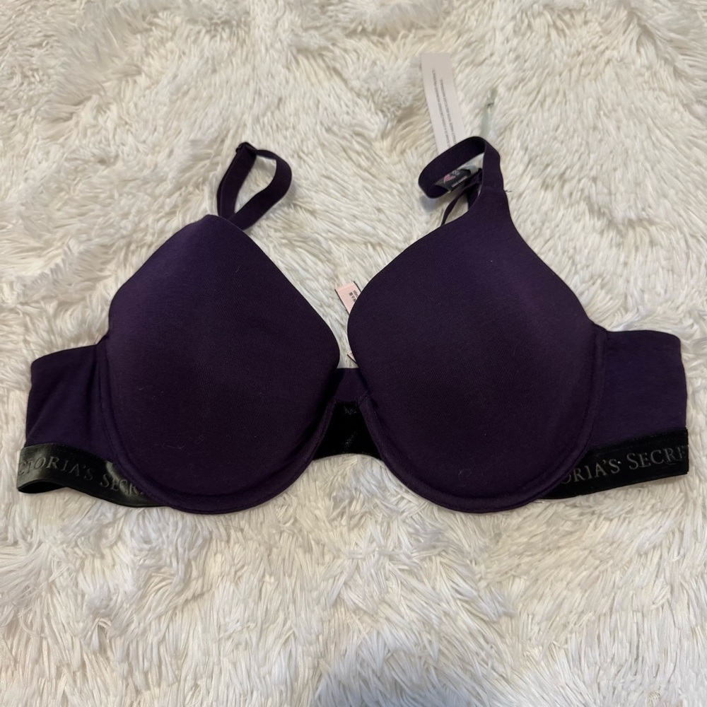 Victoria's Secret T-Shirt Lightly Lined Full Coverage Bra Size 38B NWT